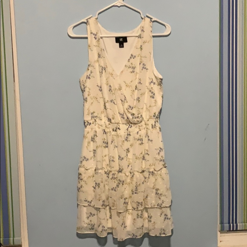 Flowy White Flower Dress